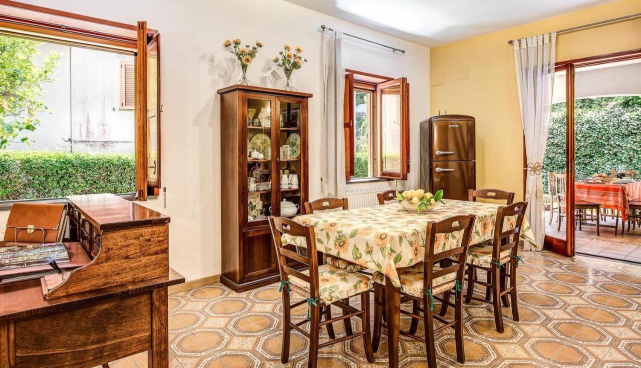 Villa Dei Fiori - Exclusive Villa With Garden In Sorrento Coast Vico Equense Exterior photo